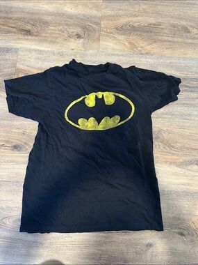 Batman logo T shirt